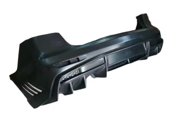 BUMPER TRASERO VARIS V3